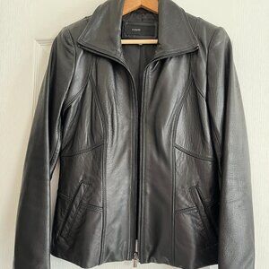 Avanti Women's Black Leather Jacket Zipup Fitted Genuine Leather Size: PS